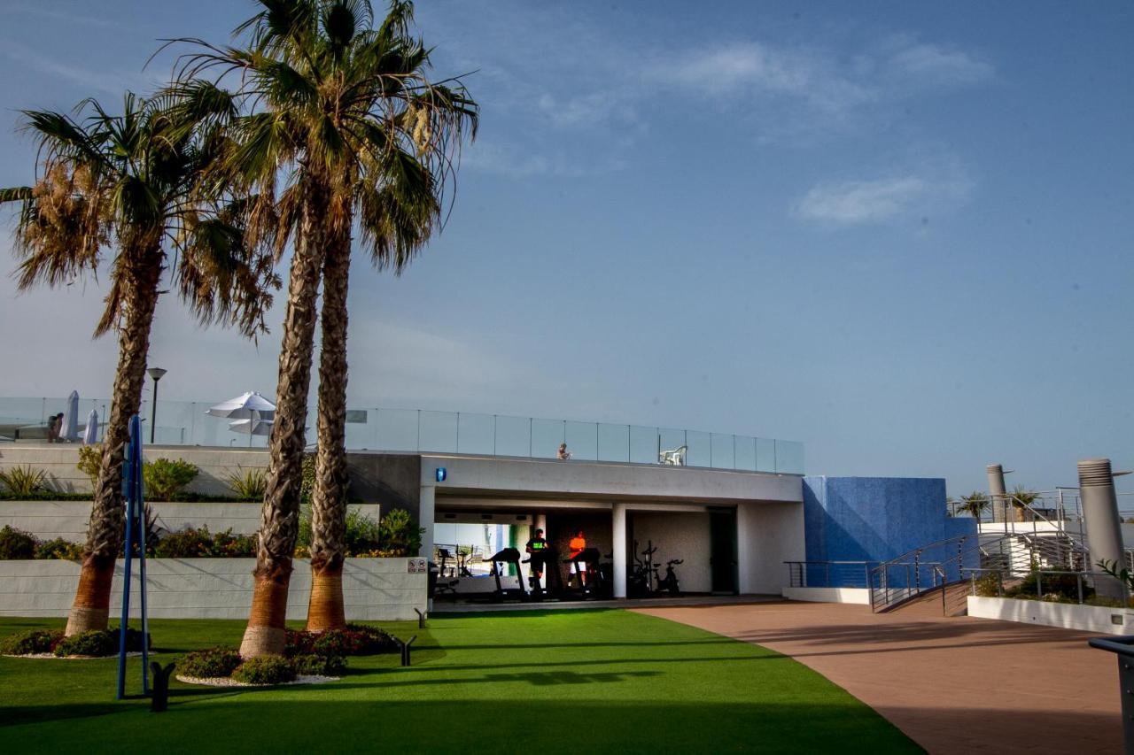 Infinity Luxury Sea View Apartment With Private Garden Arenales del Sol Eksteriør bilde